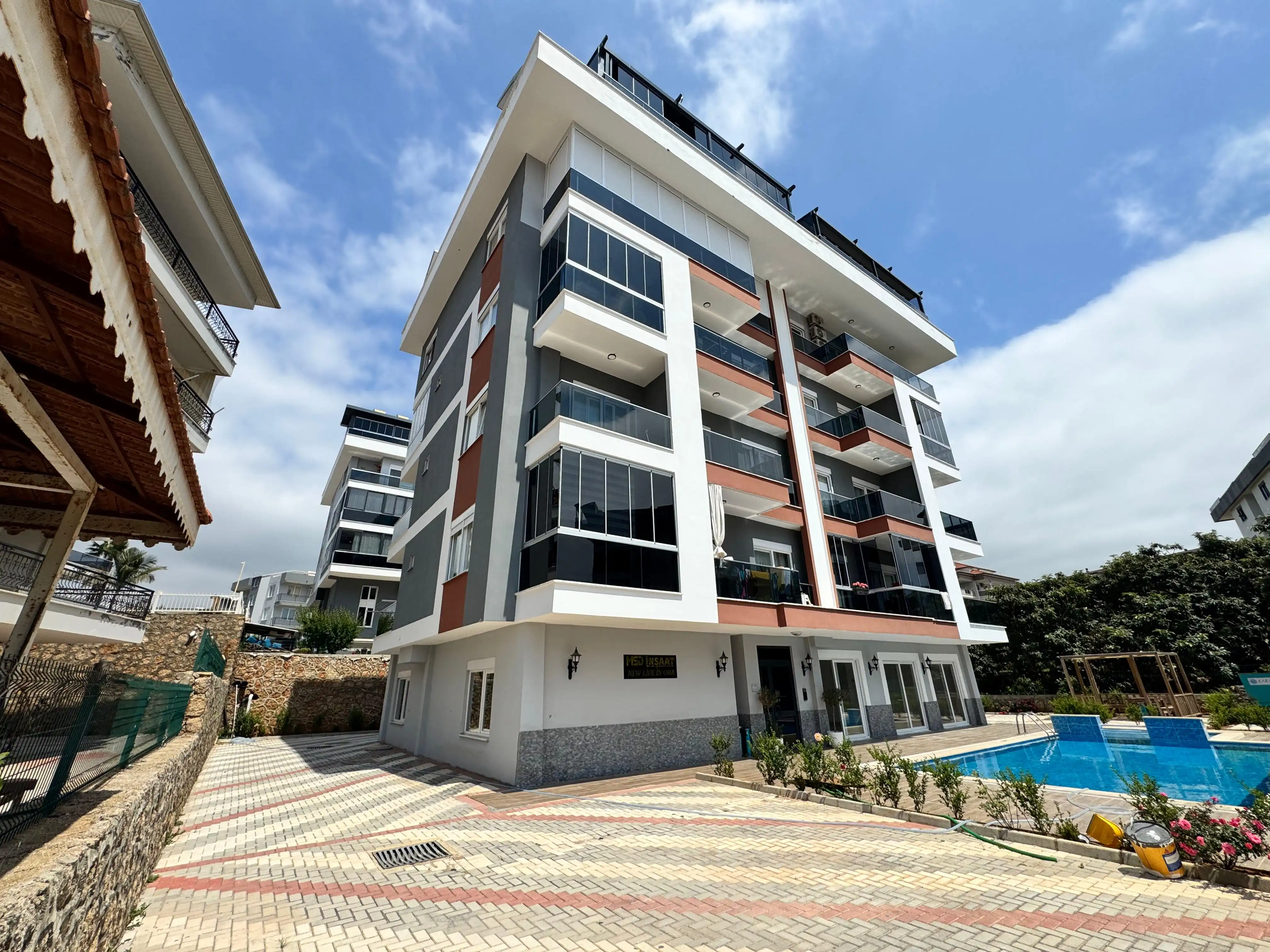 Изображение Роскошная квартира 1+1 в районе Оба